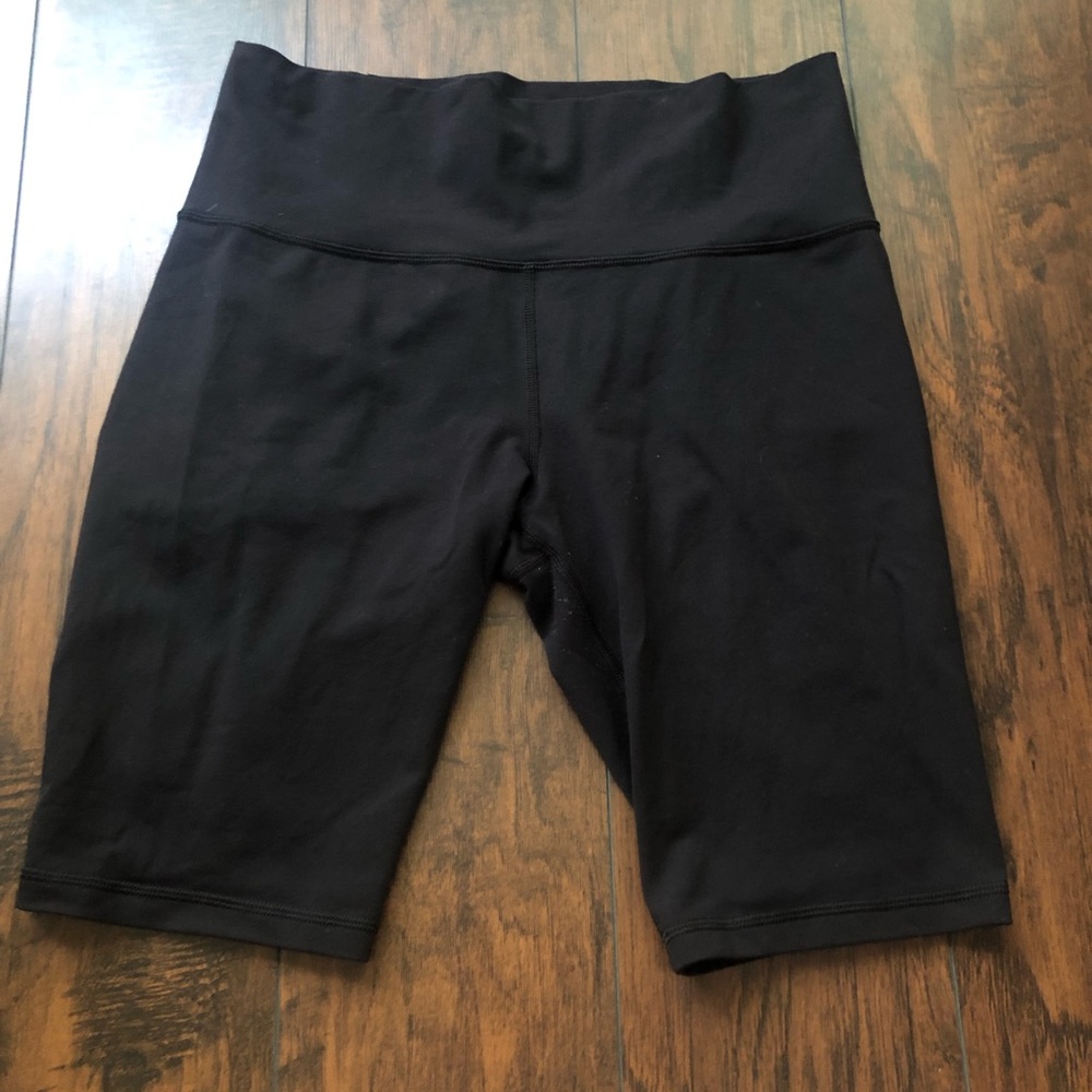 *Like New* Lululemon Biker Shorts